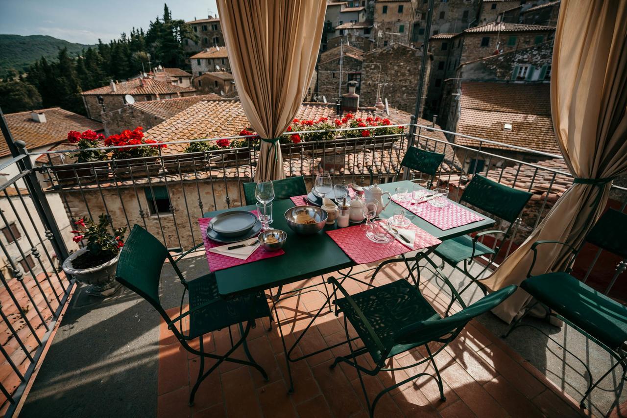 Borgo Agli Scudi Suite&Breakfast Campiglia Marittima Extérieur photo